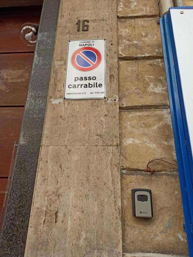 Tarumbo Holiday Intero Appartamento 120 Mq Napoli Eksteriør billede