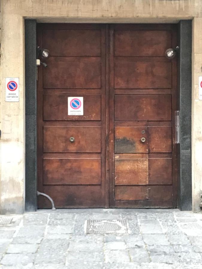 Tarumbo Holiday Intero Appartamento 120 Mq Napoli Eksteriør billede